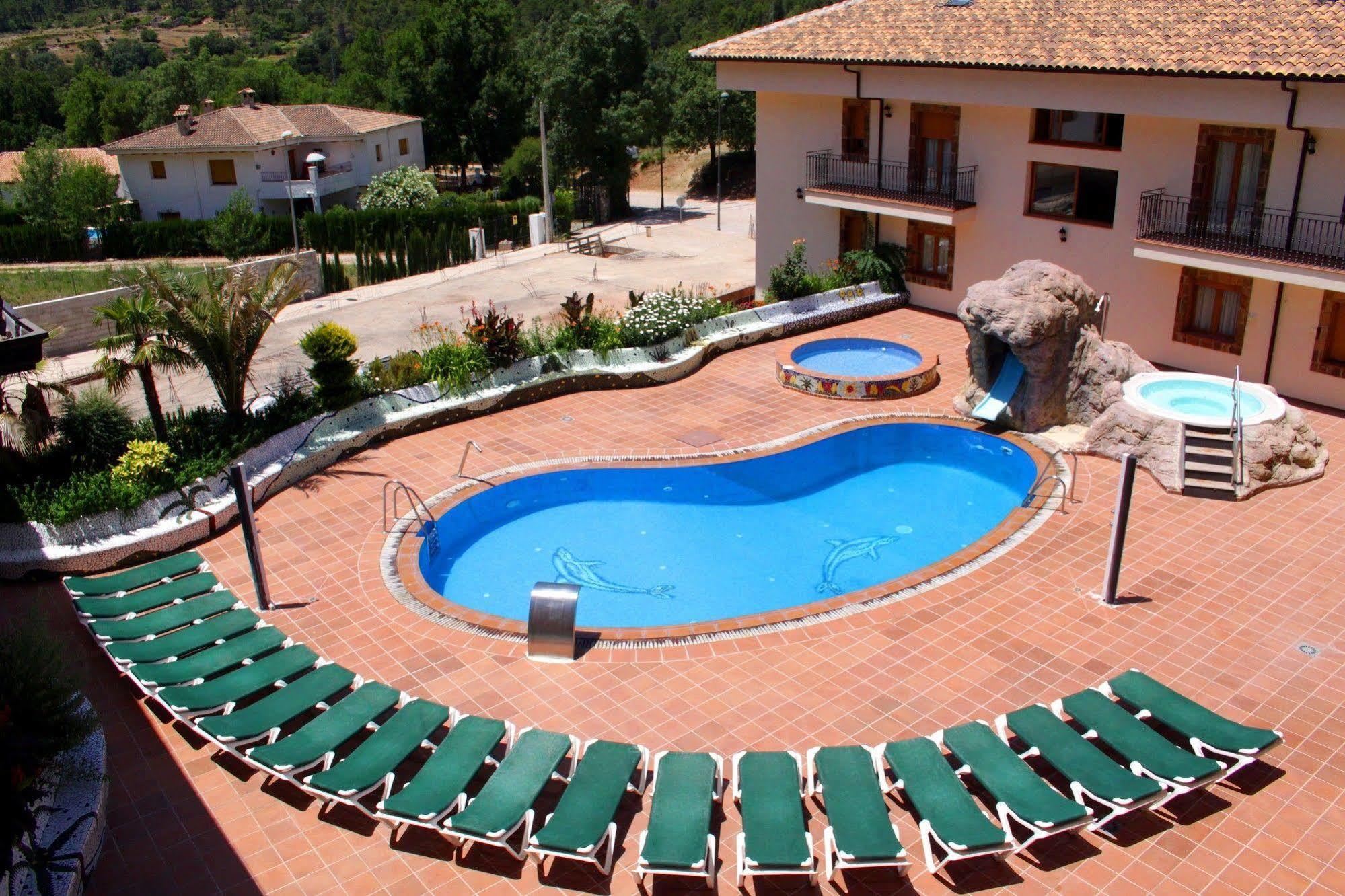 Hotel Balneario Parque De Cazorla Arroyo Frio Bagian luar foto